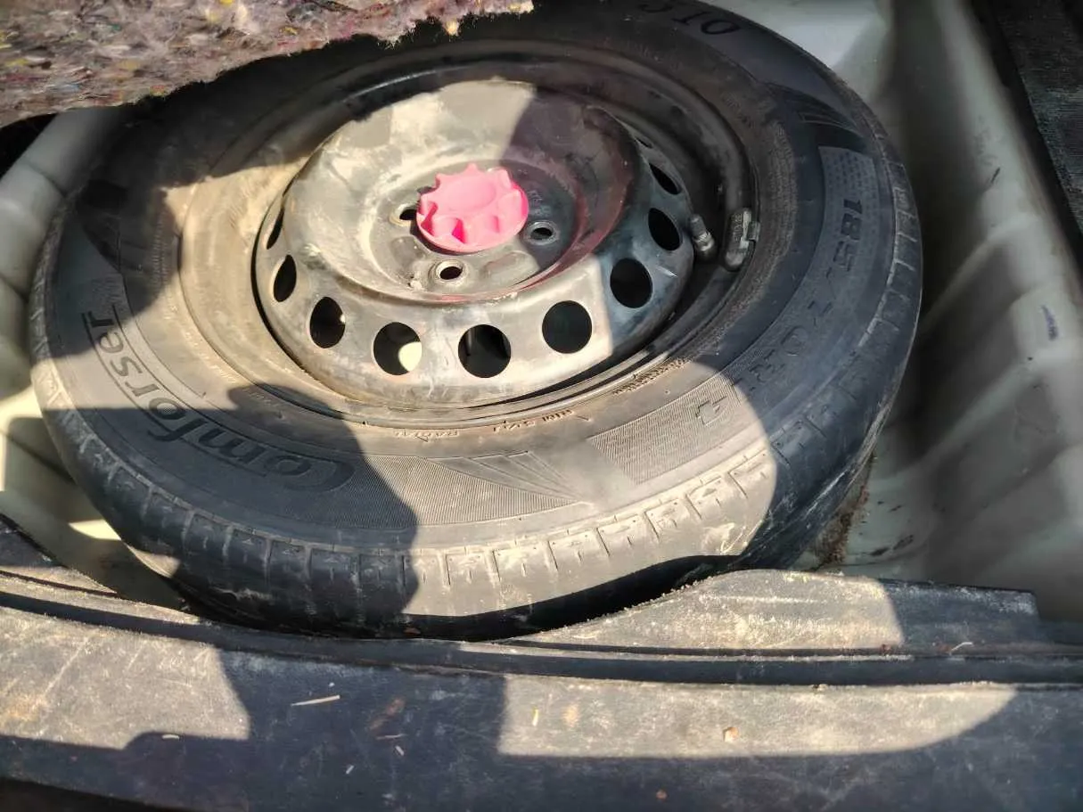 Car image 41