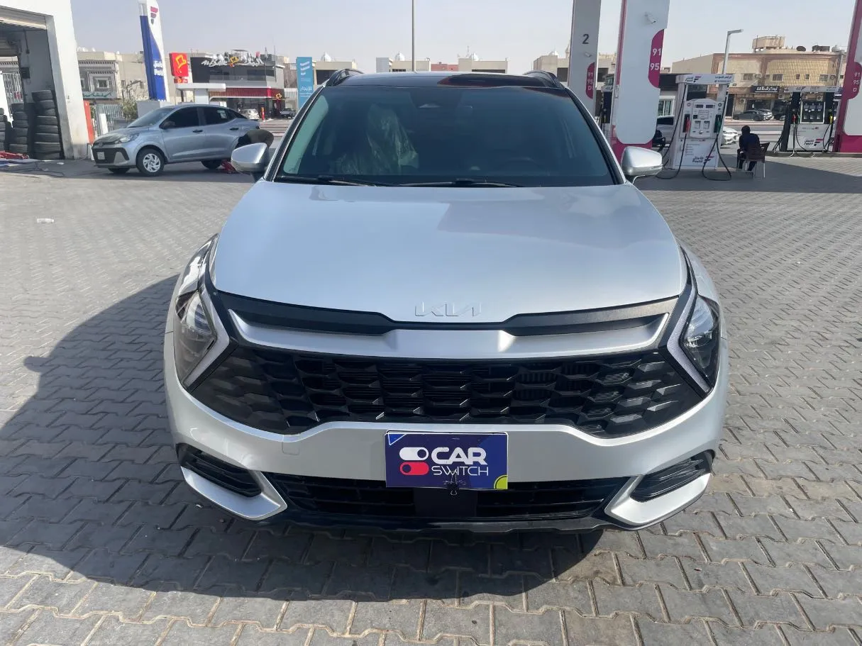 Car image 2