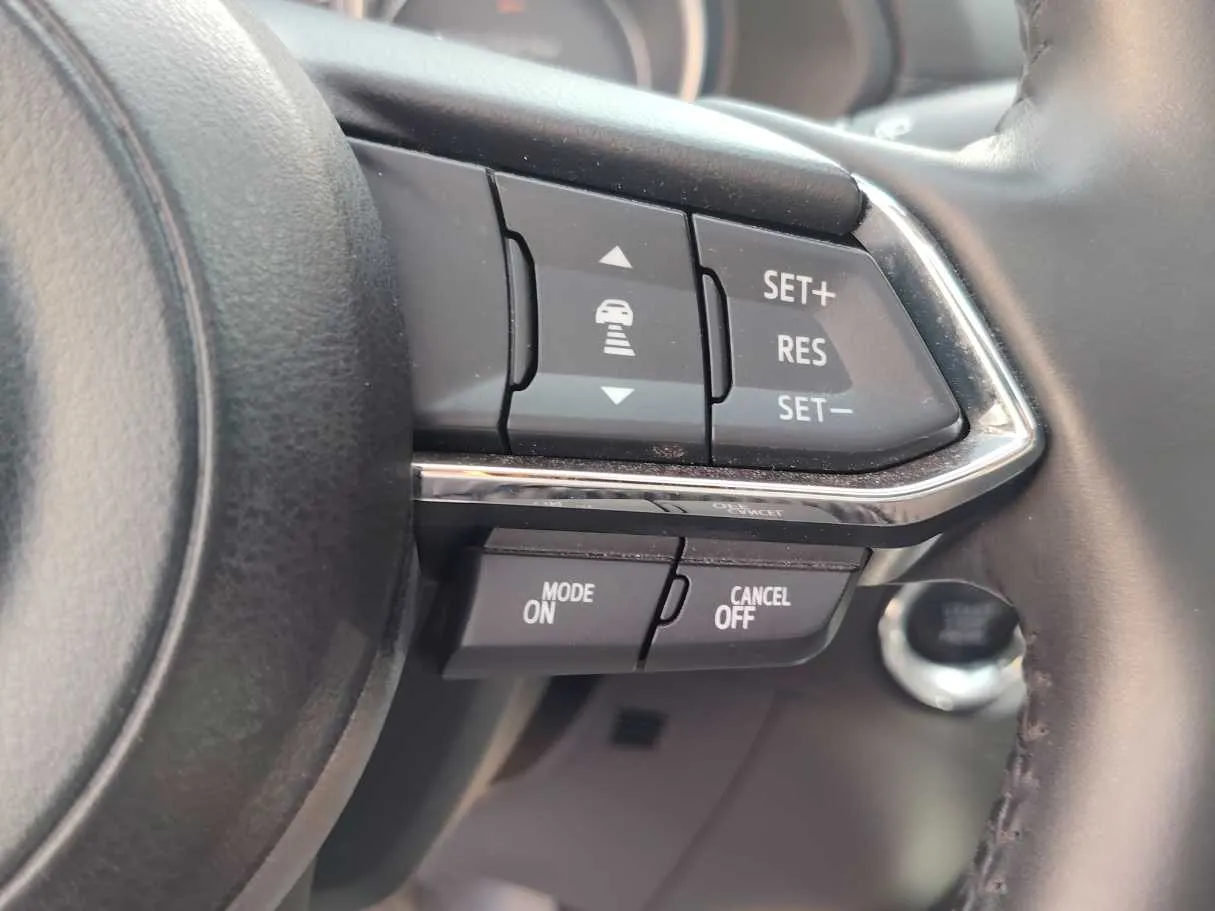 Car image 29