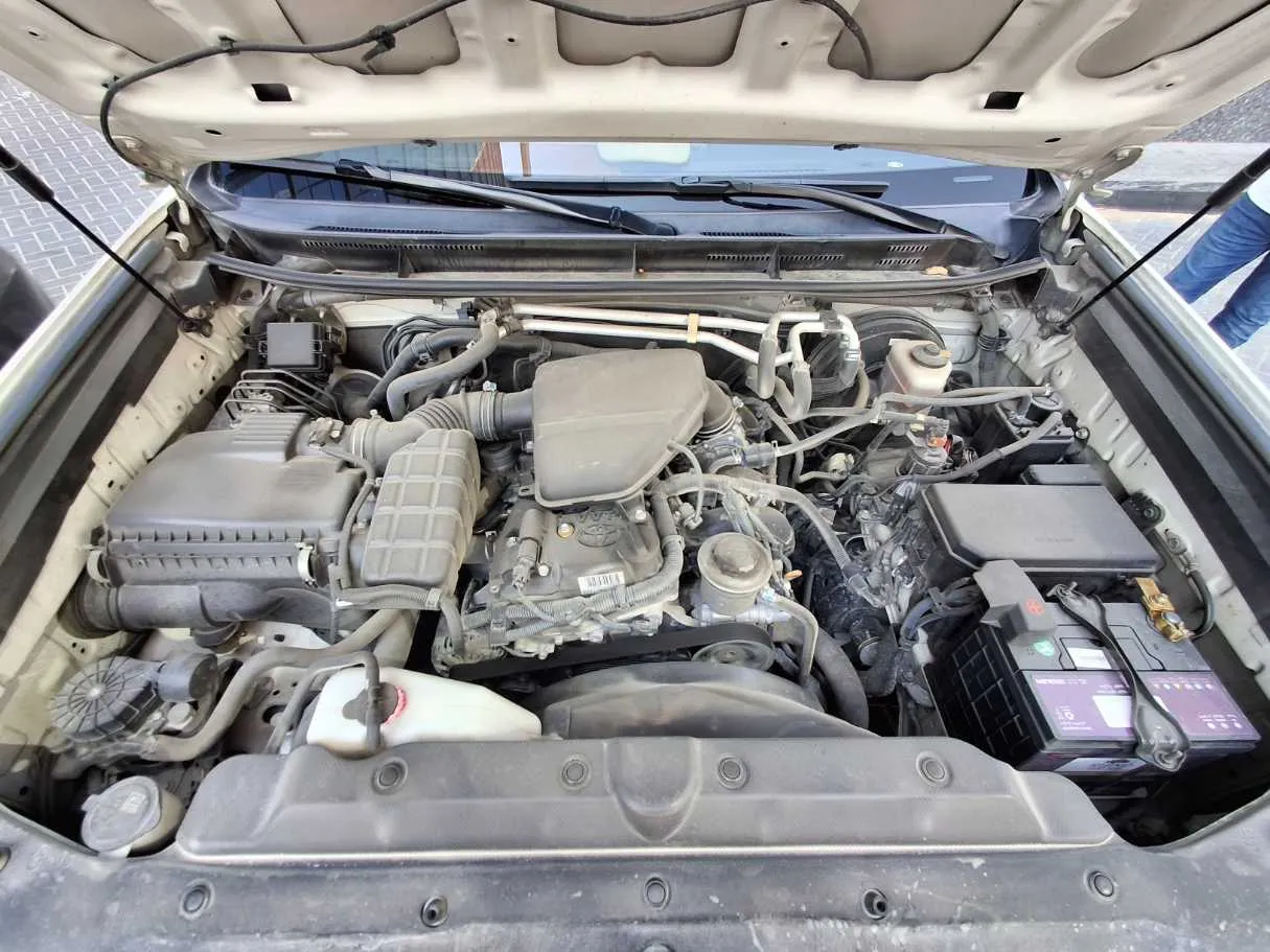Car image 21