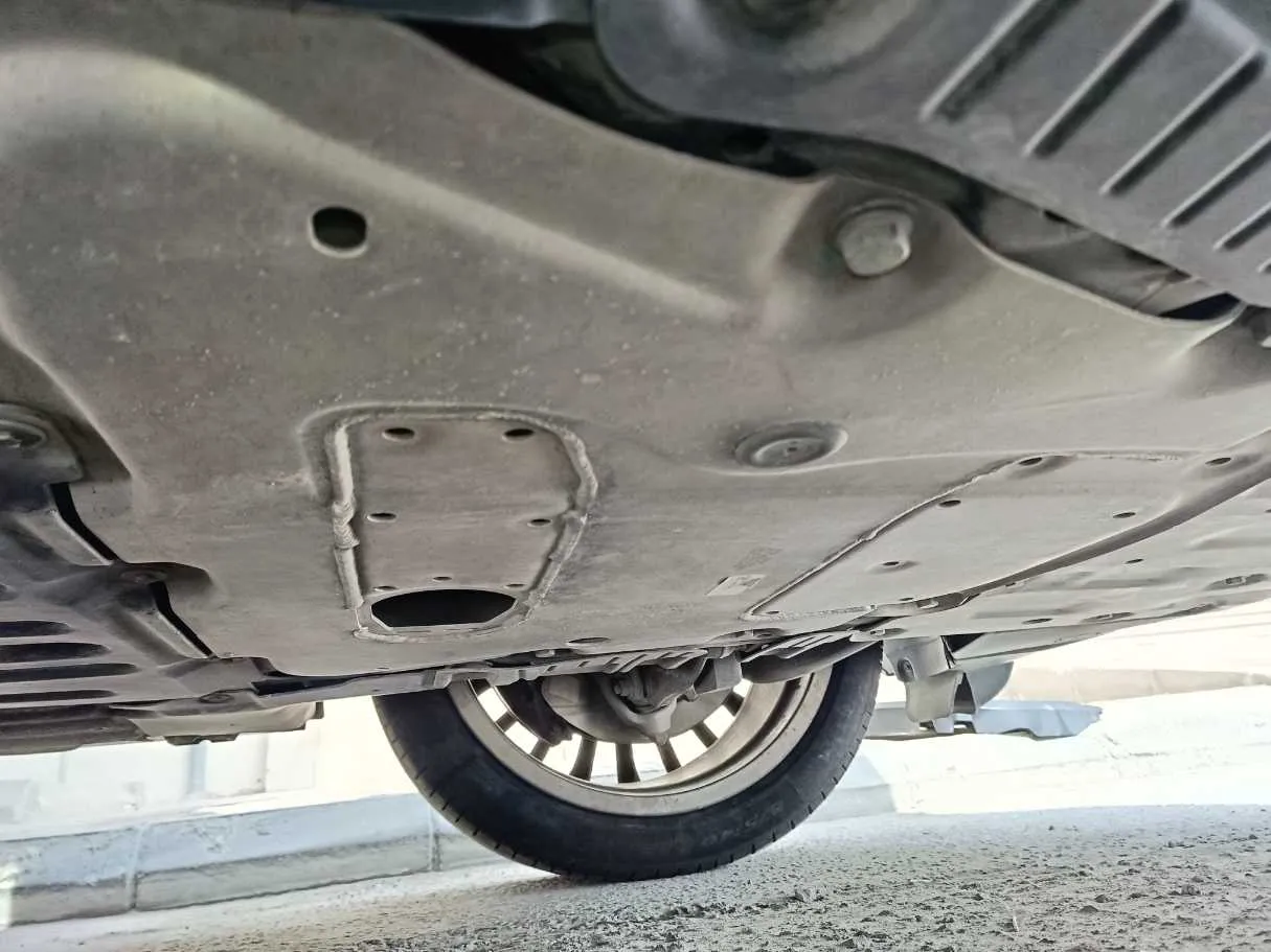 Car image 42