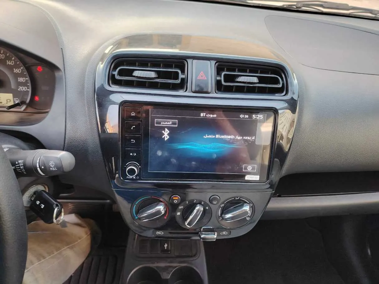 Car image 26