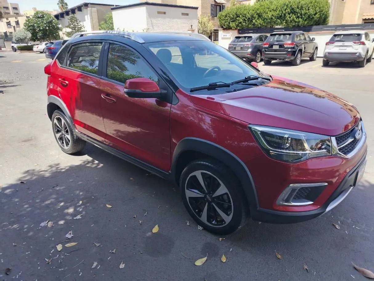 Car image 4