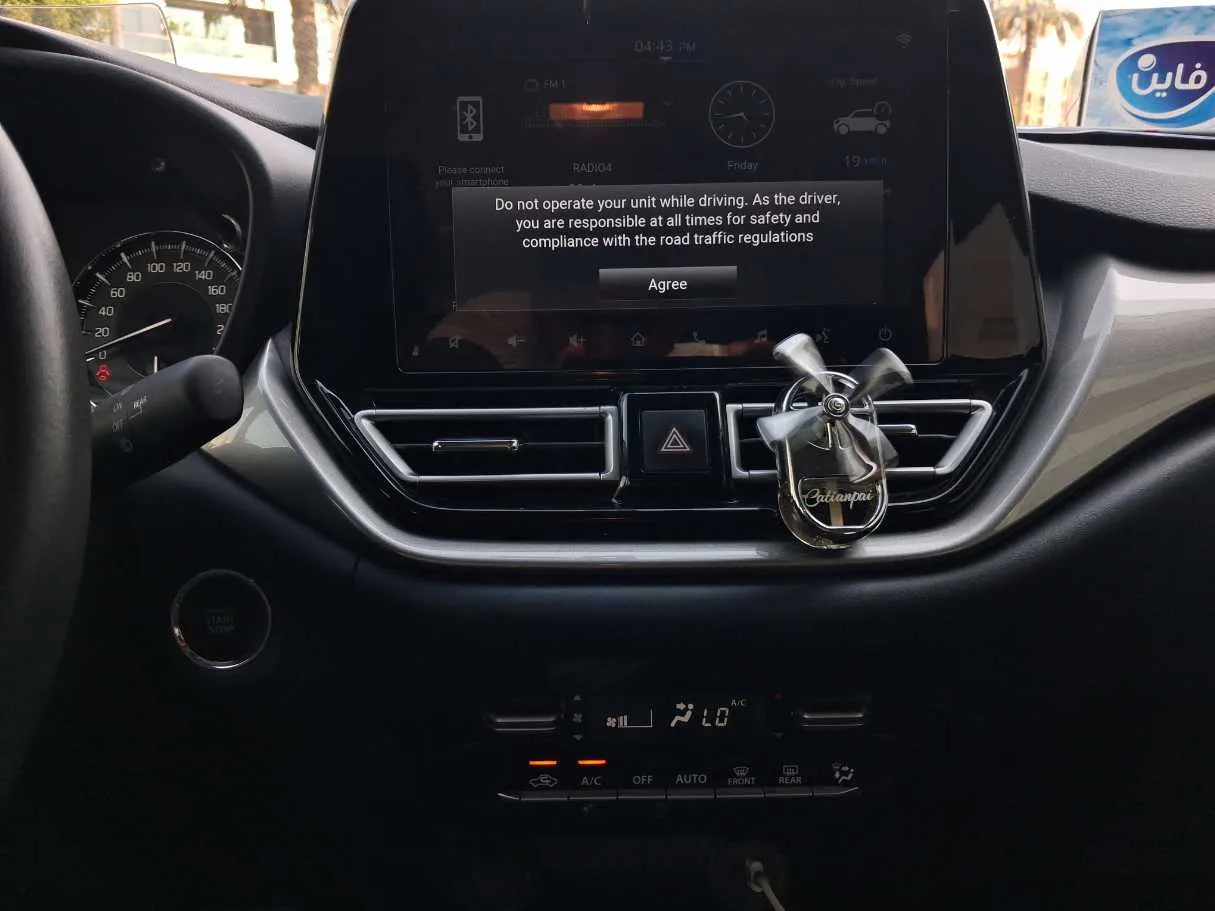 Car image 16