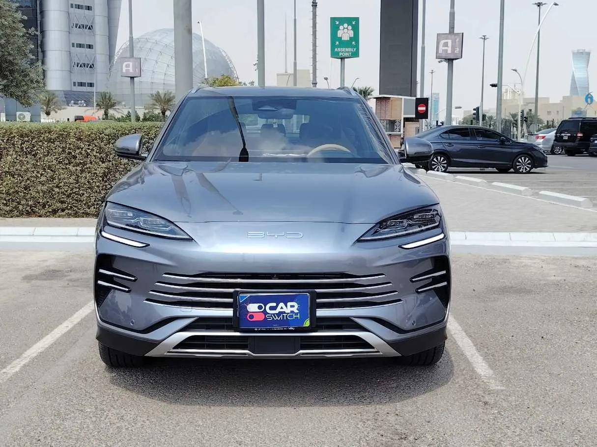 Car image 2