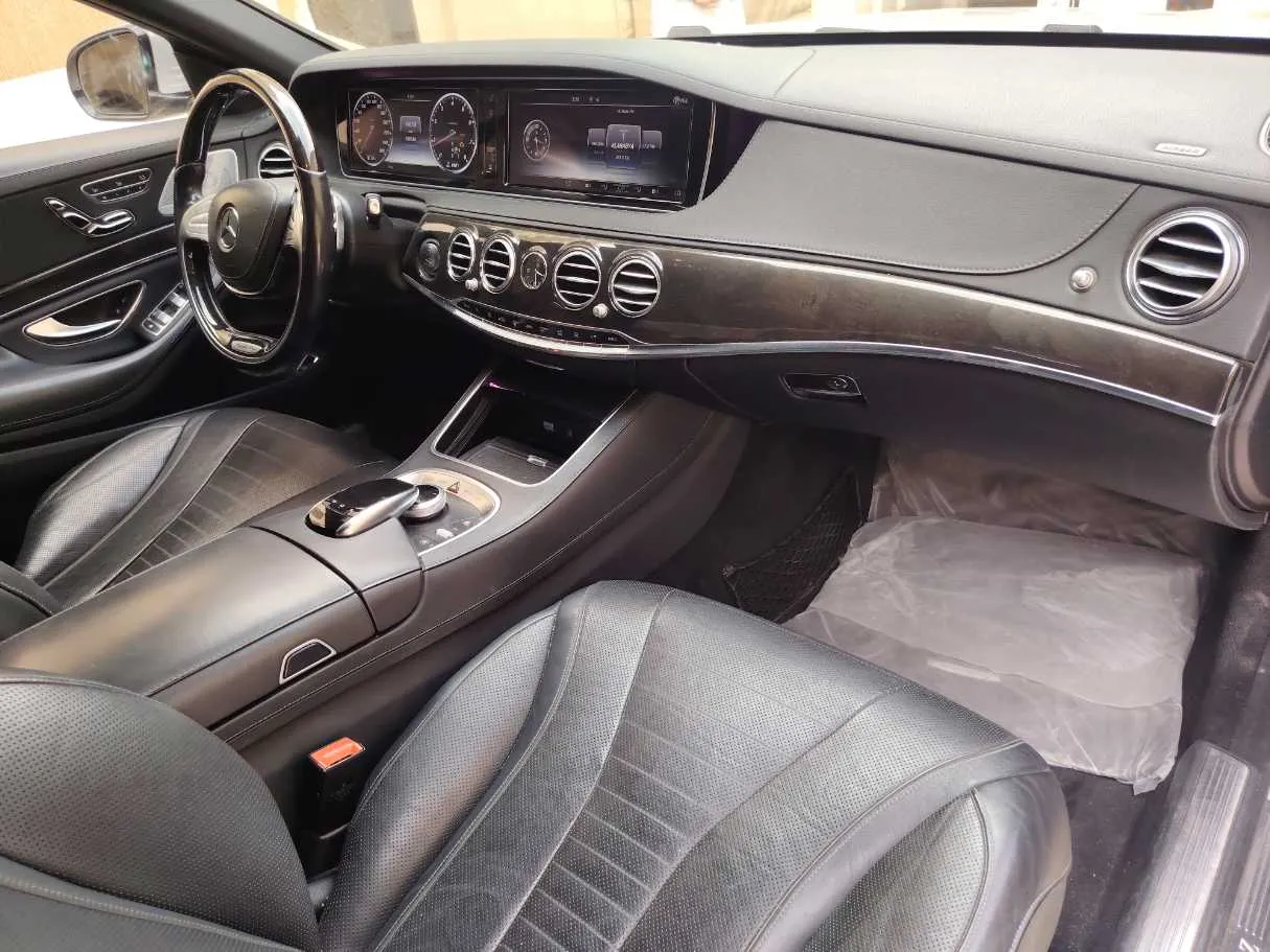 Car image 29