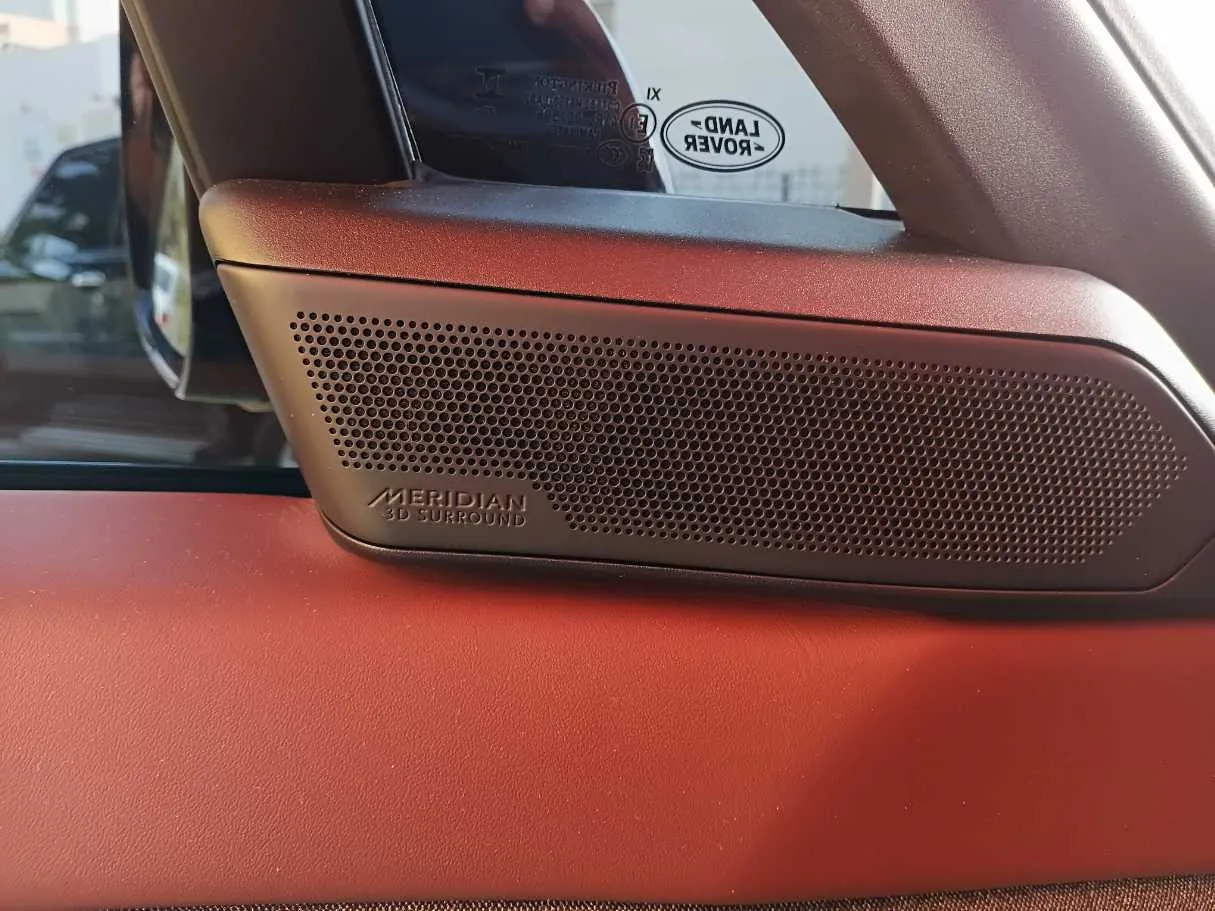 Car image 22