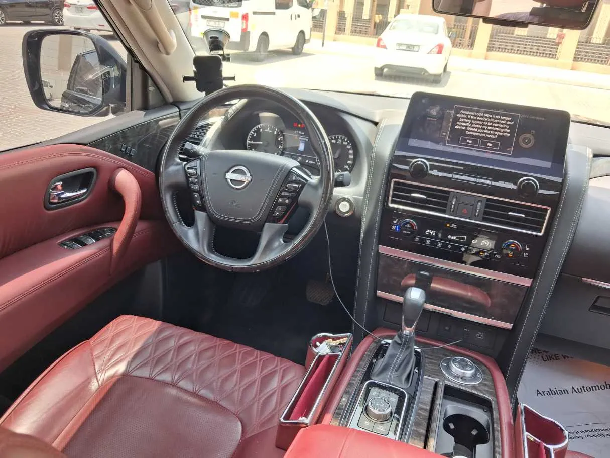 Car image 18