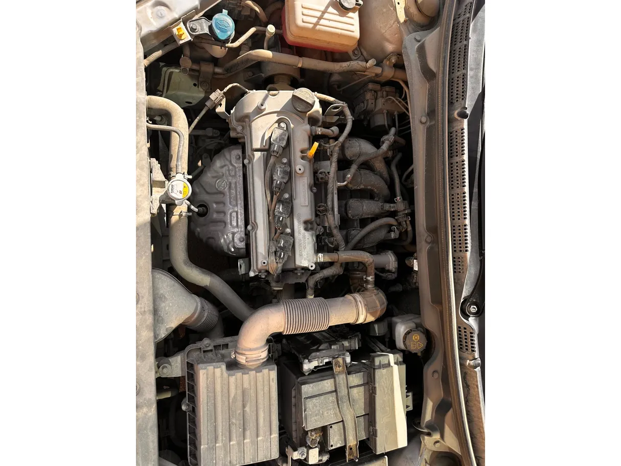Car image 23