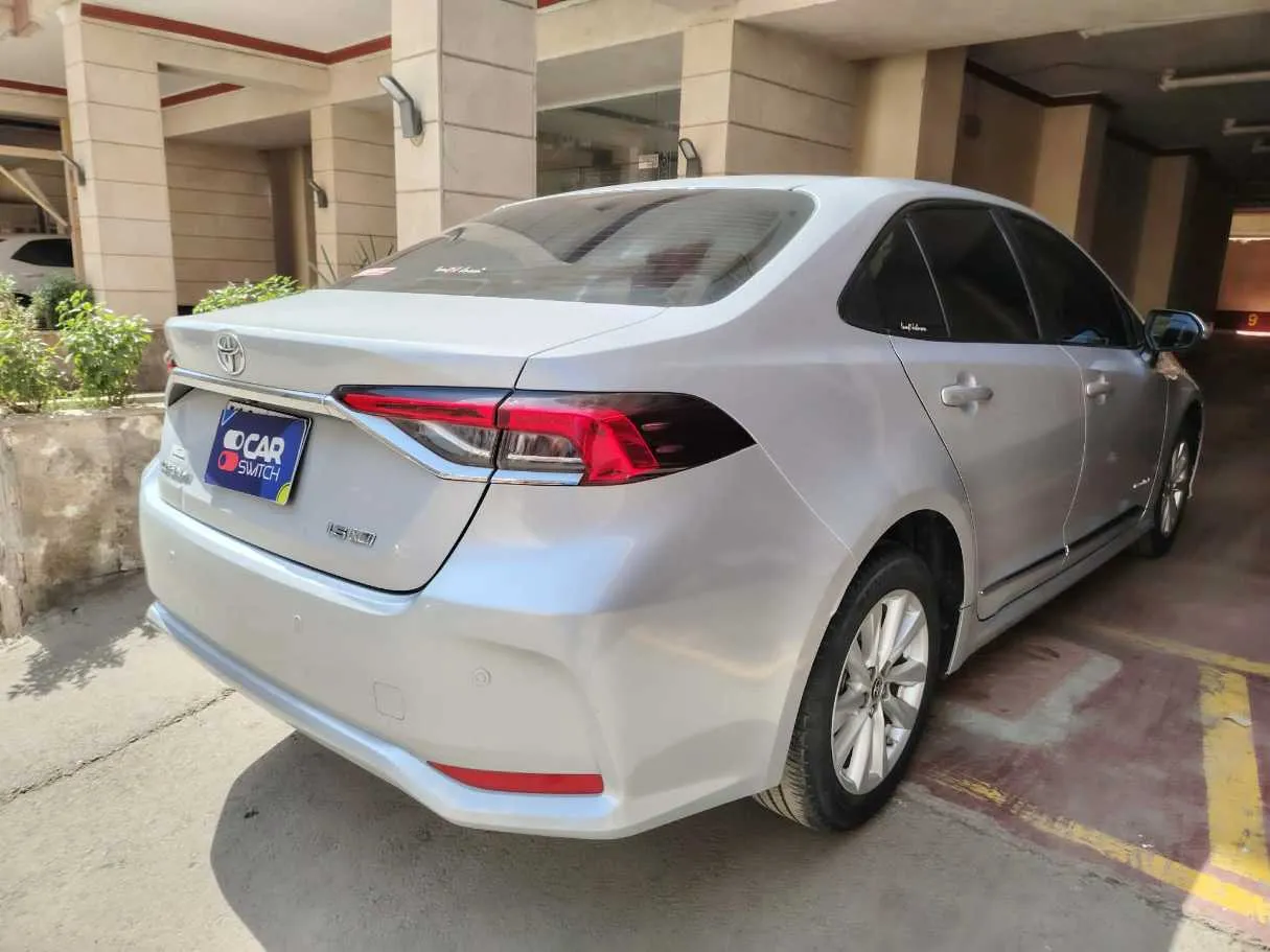 Car image 5