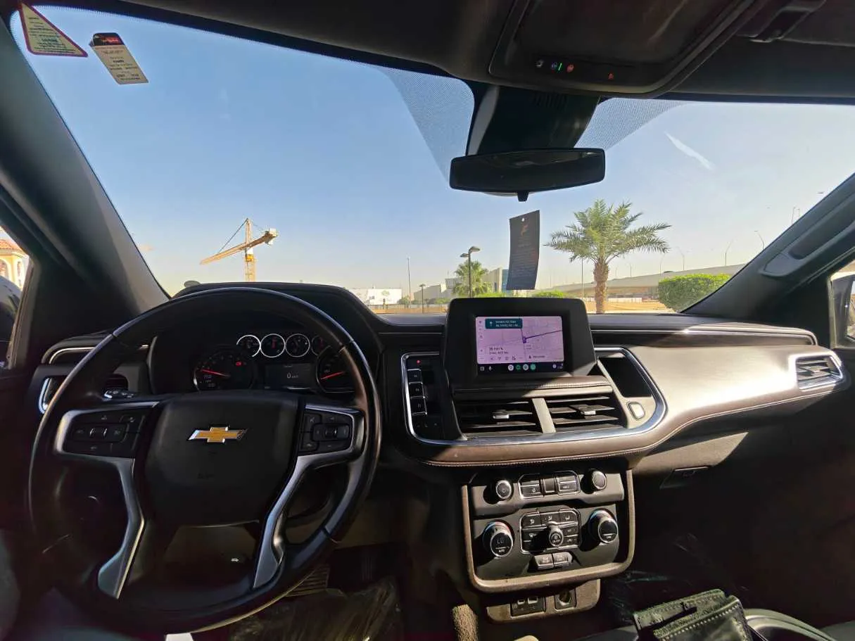 Car image 7