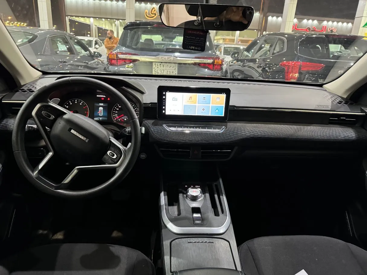 Car image 6