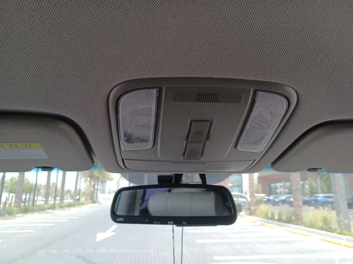 Car image 22