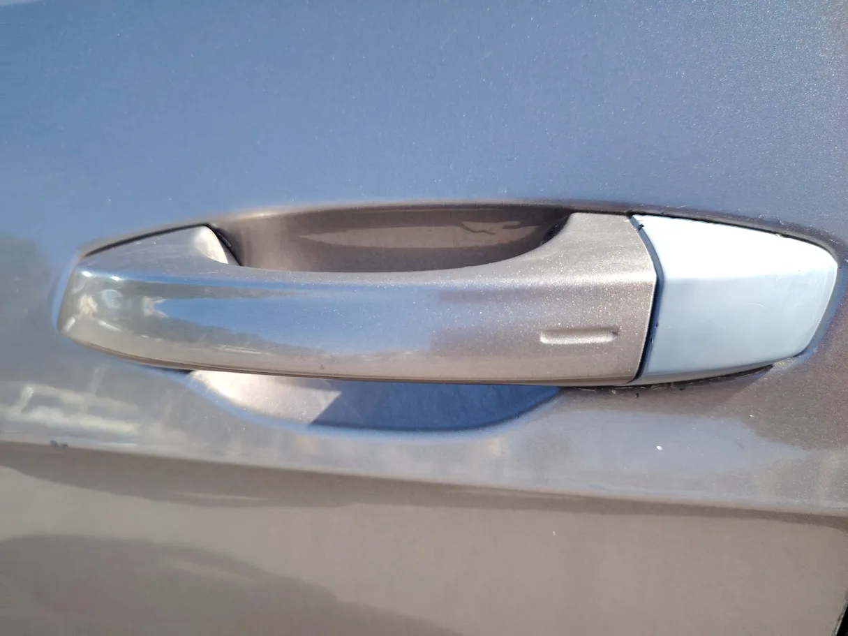 Car image 29