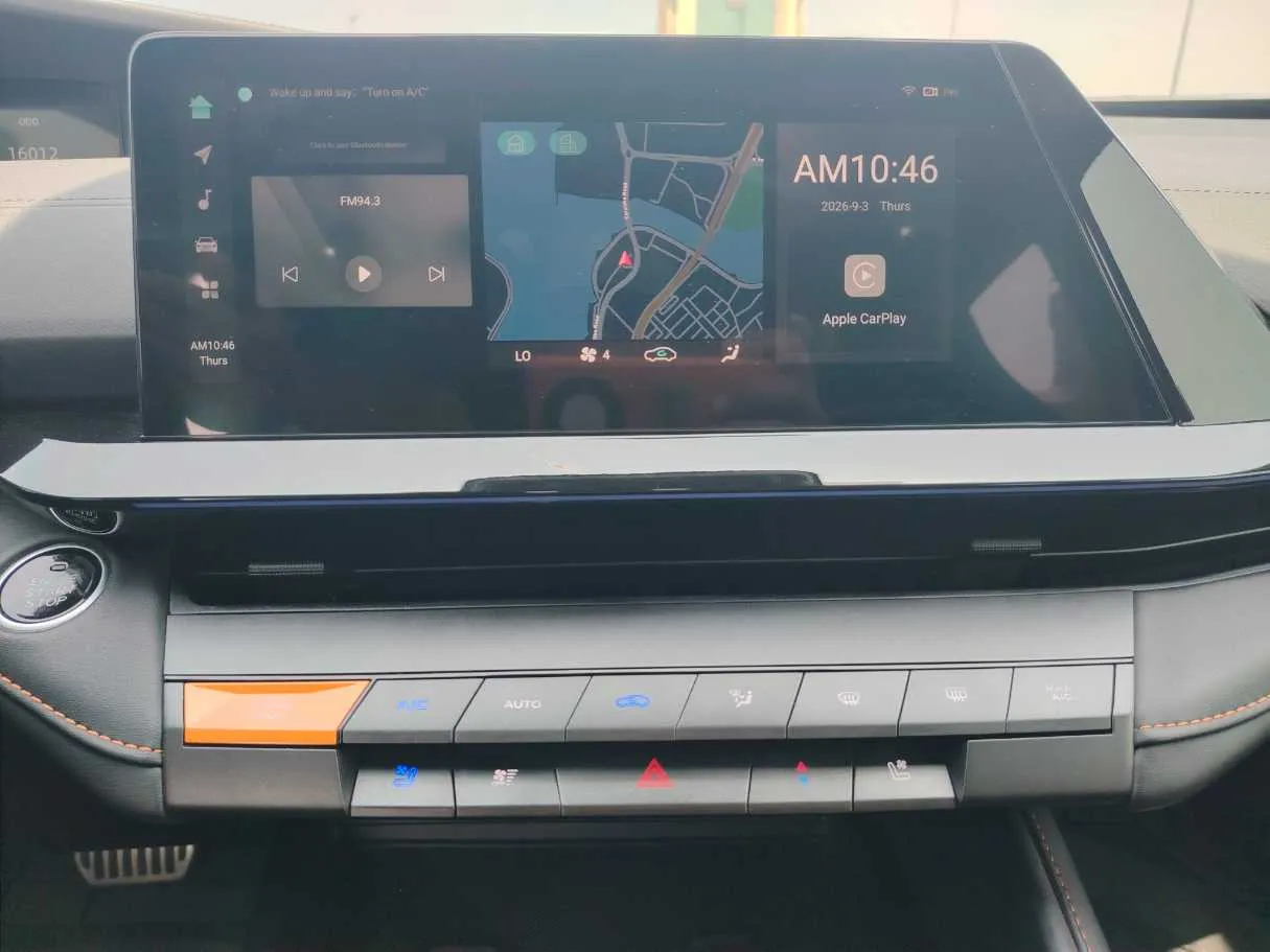 Car image 20