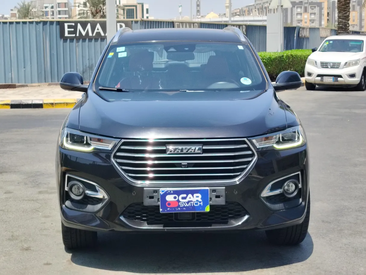 Car image 2