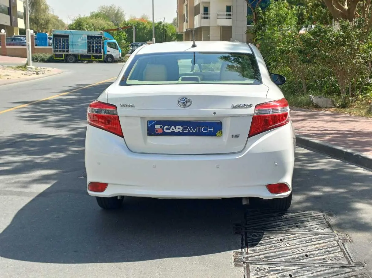 Car image 6