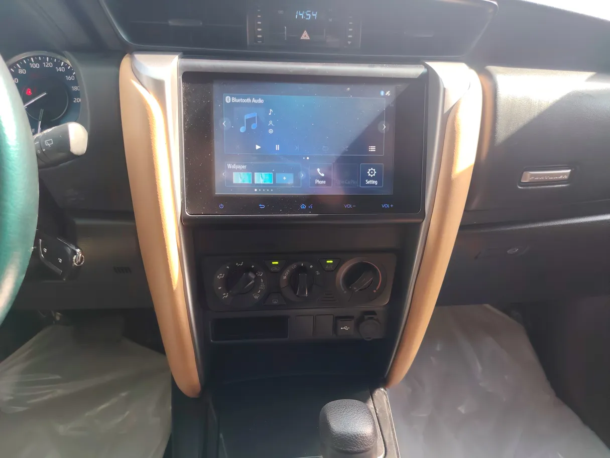 Car image 21