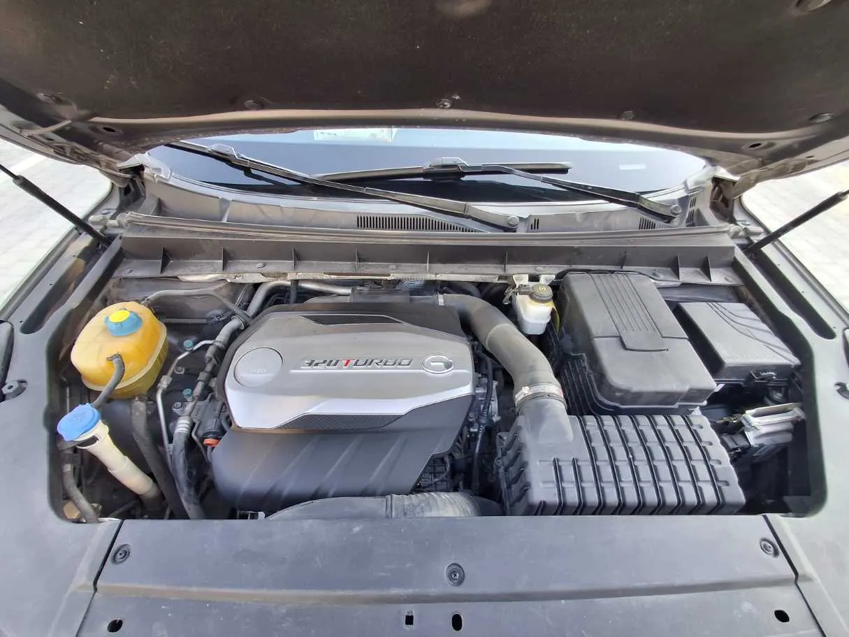 Car image 20