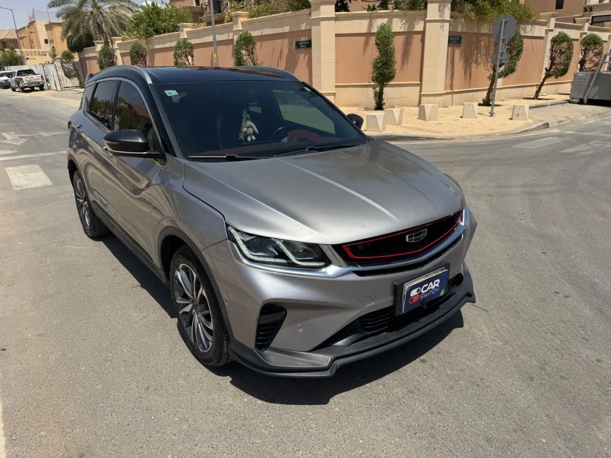 Car image 3