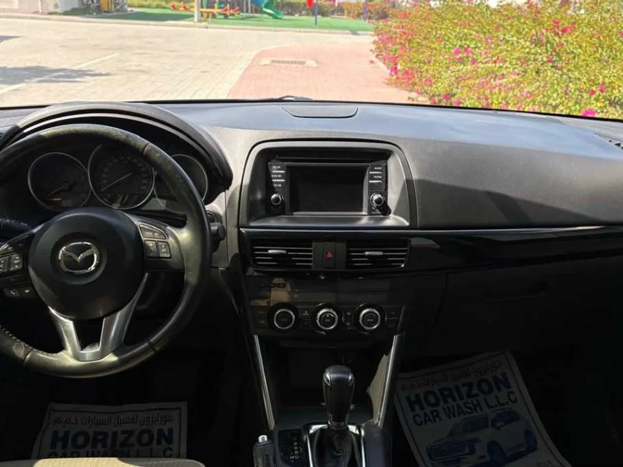 Car image 13