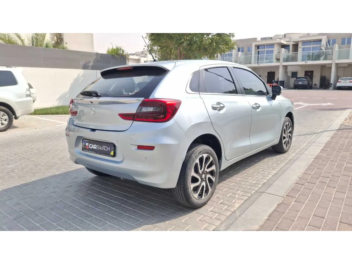 Car image 5