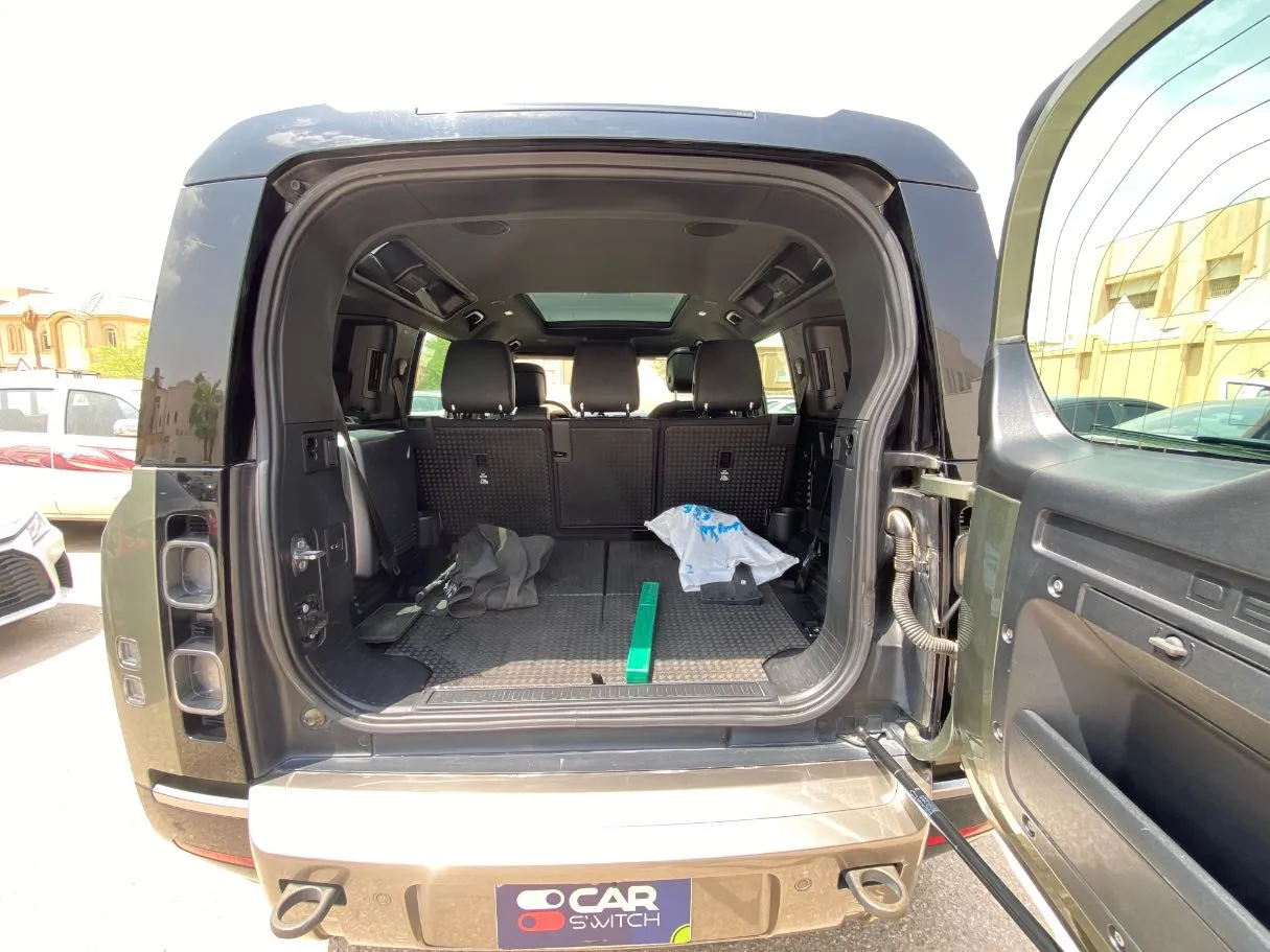 Car image 21