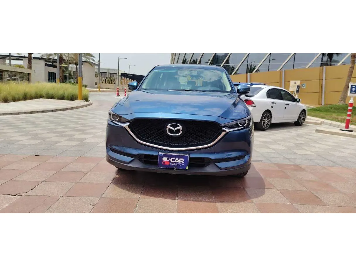 Car image 2