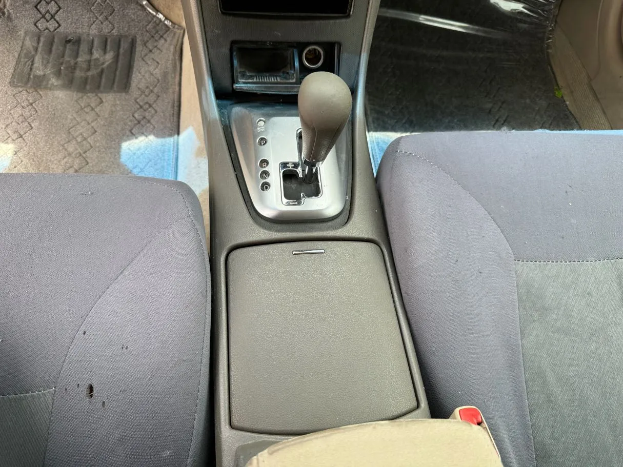 Car image 17