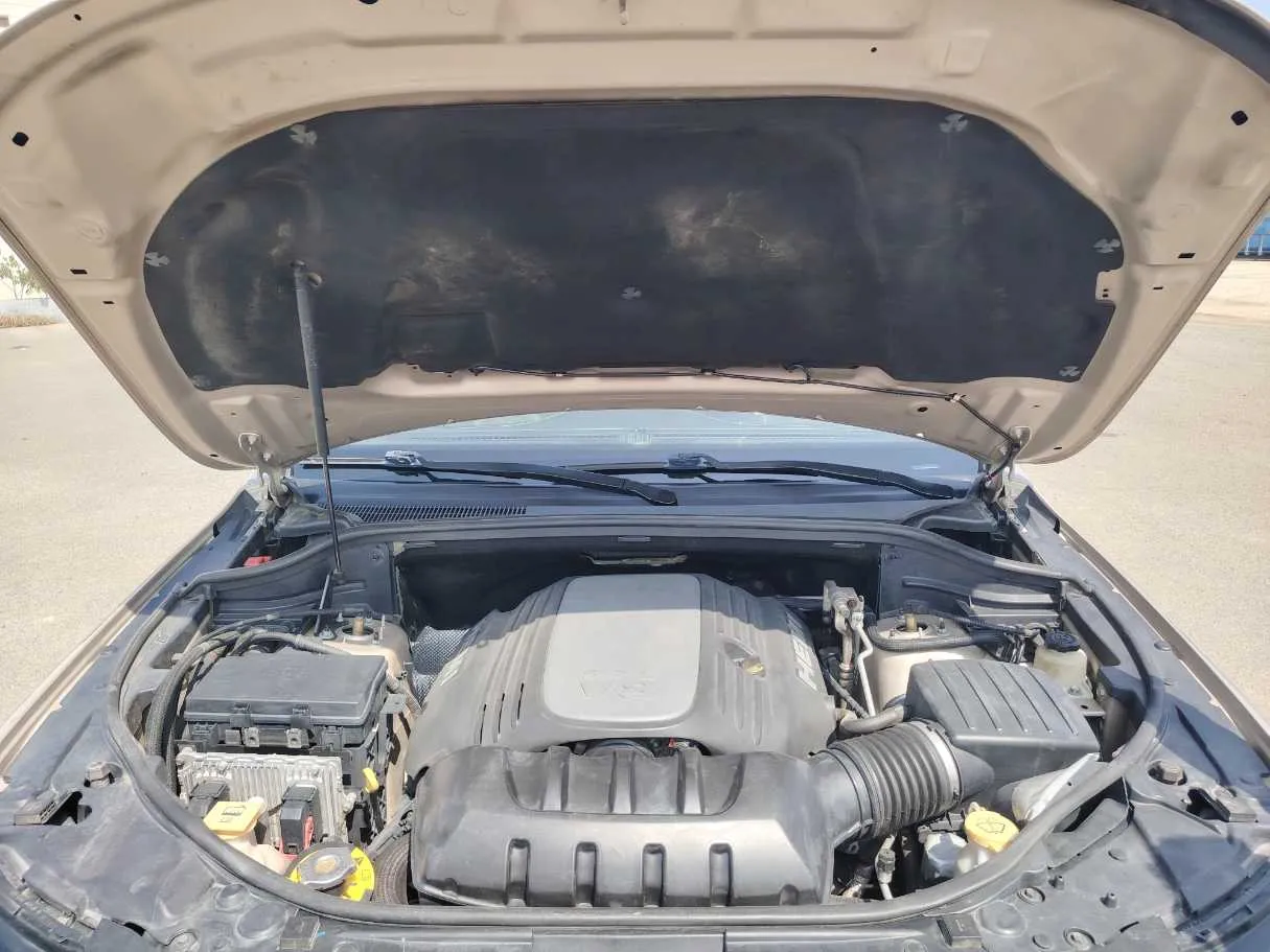 Car image 39