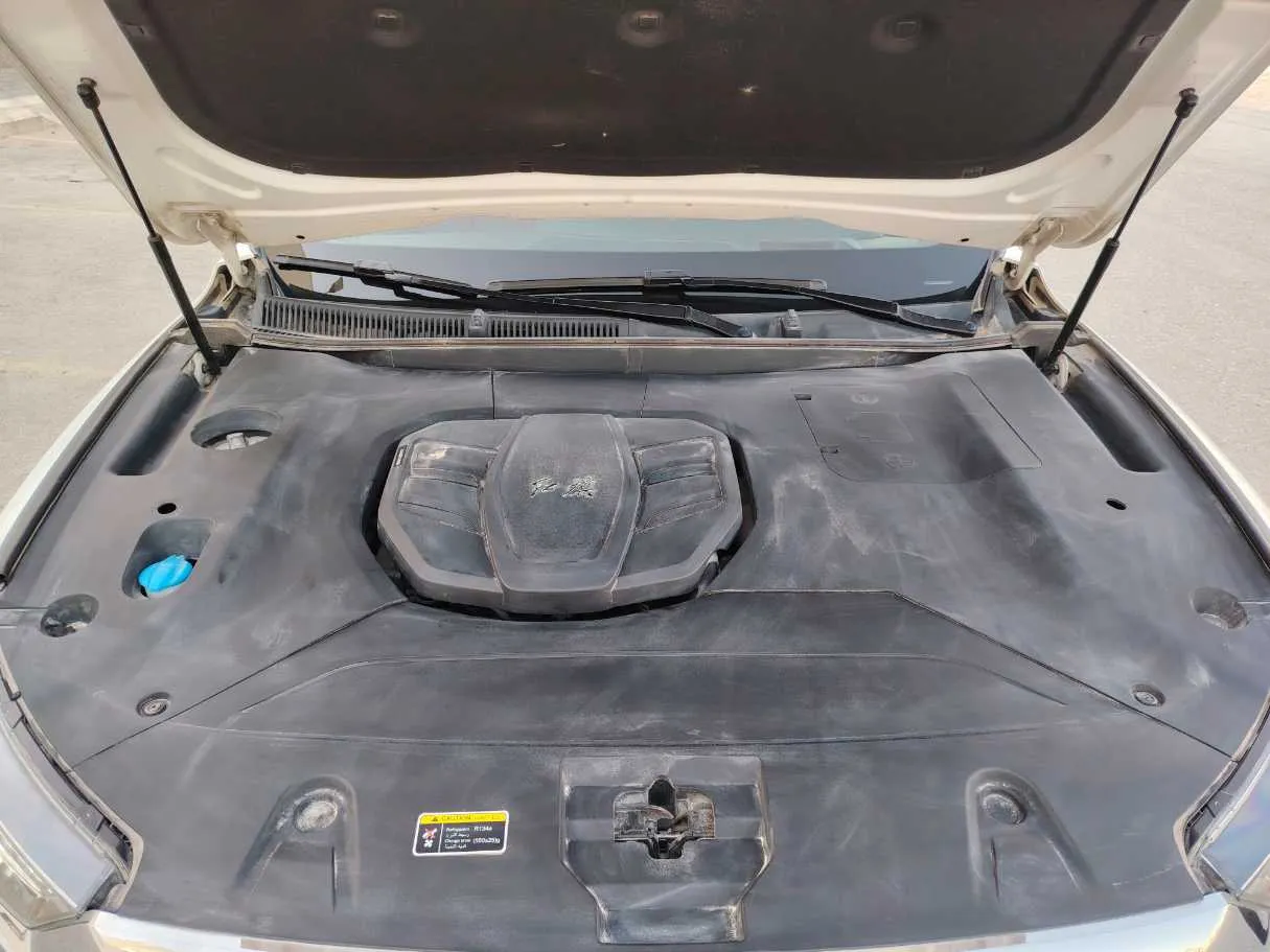 Car image 35