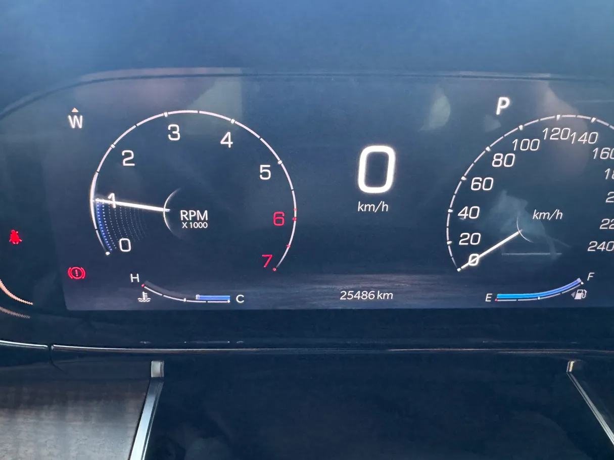 Car image 6