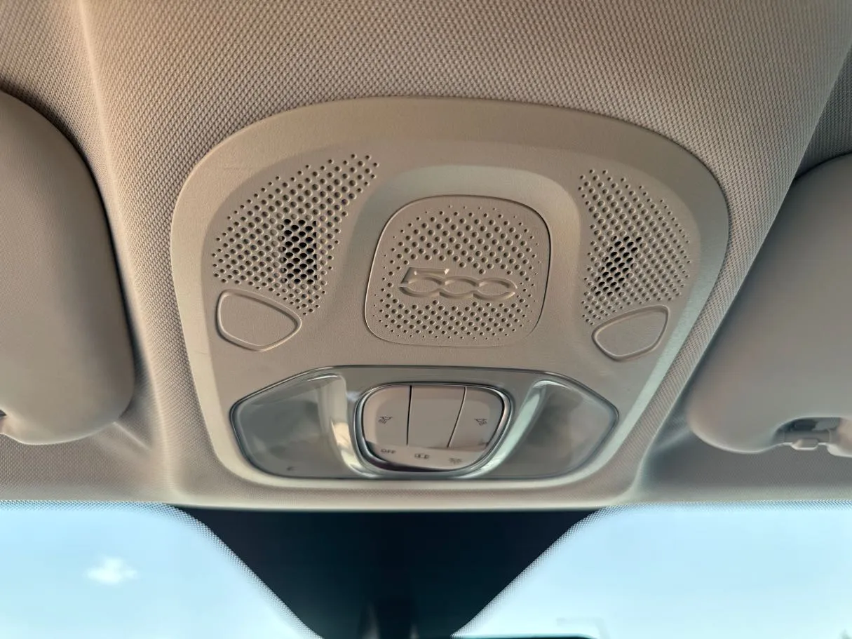 Car image 22