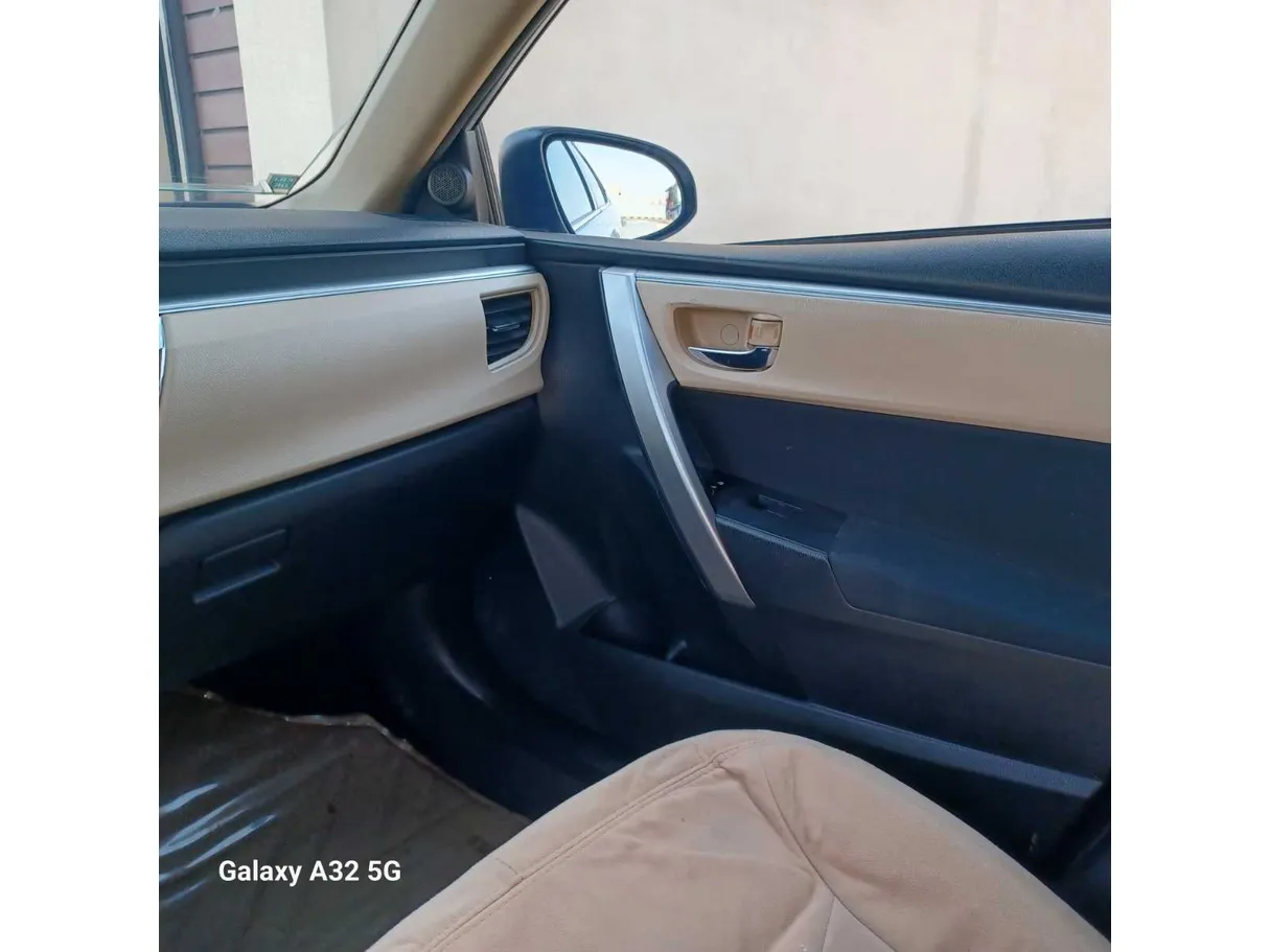 Car image 21
