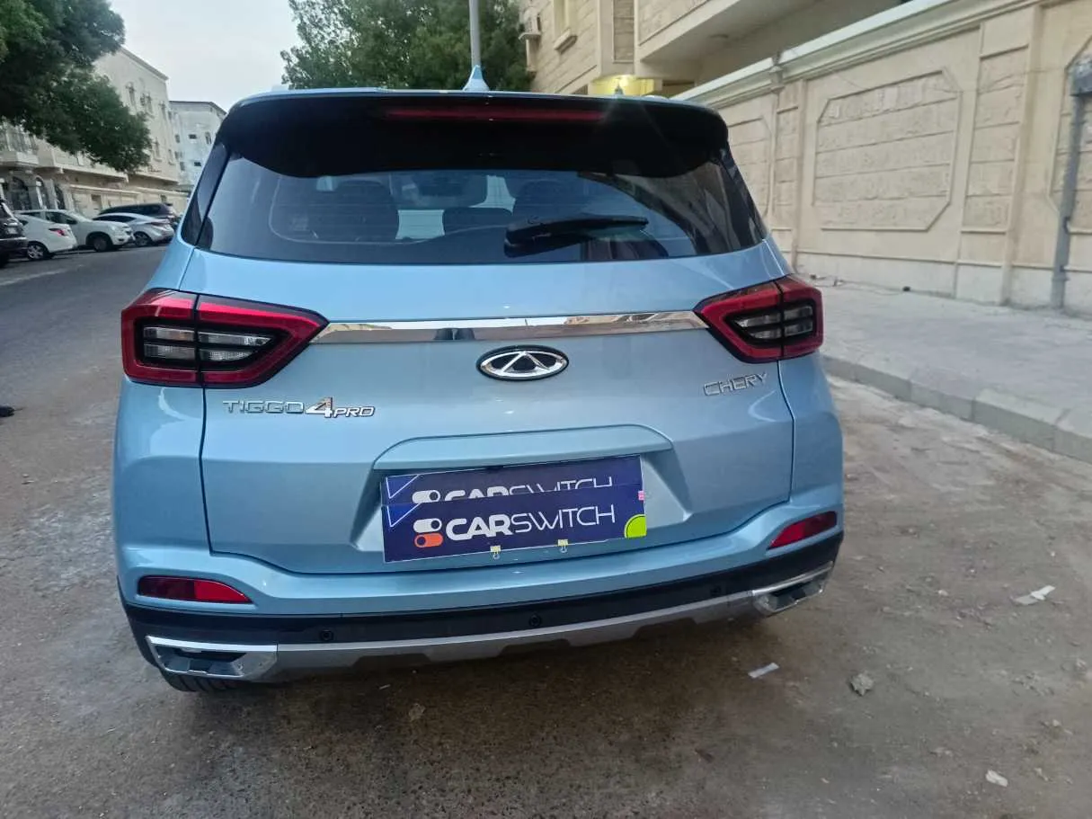 Car image 6
