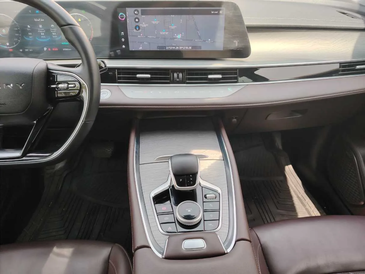 Car image 20