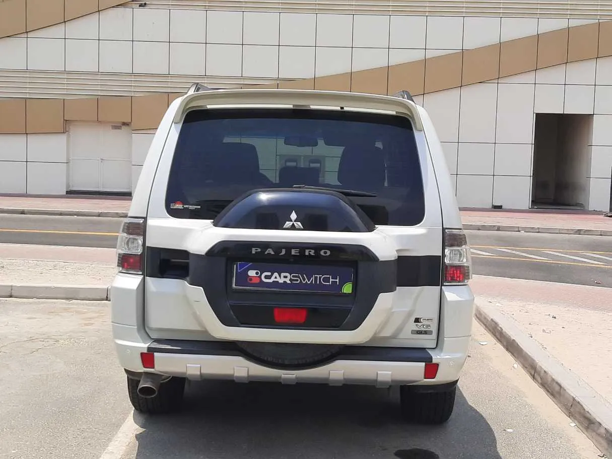 Car image 6