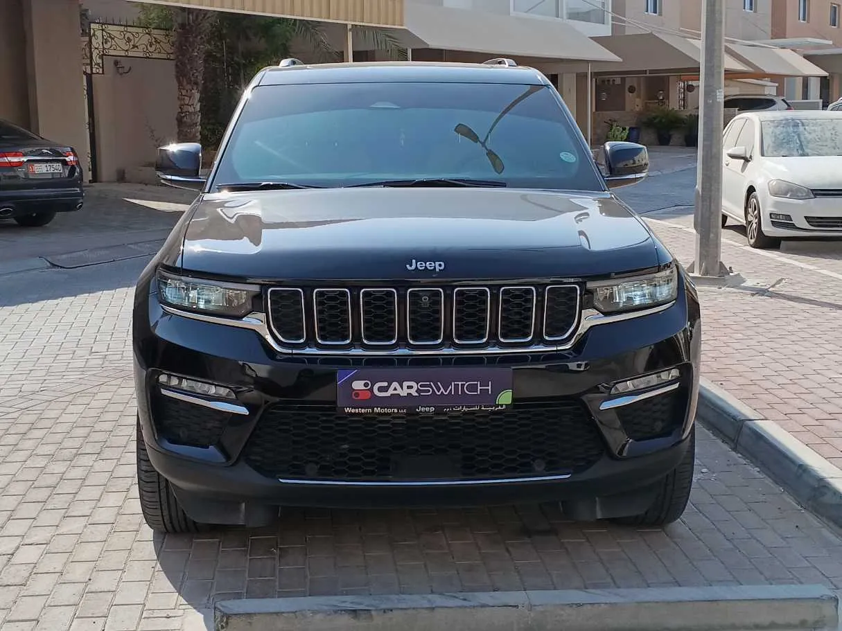 Car image 2