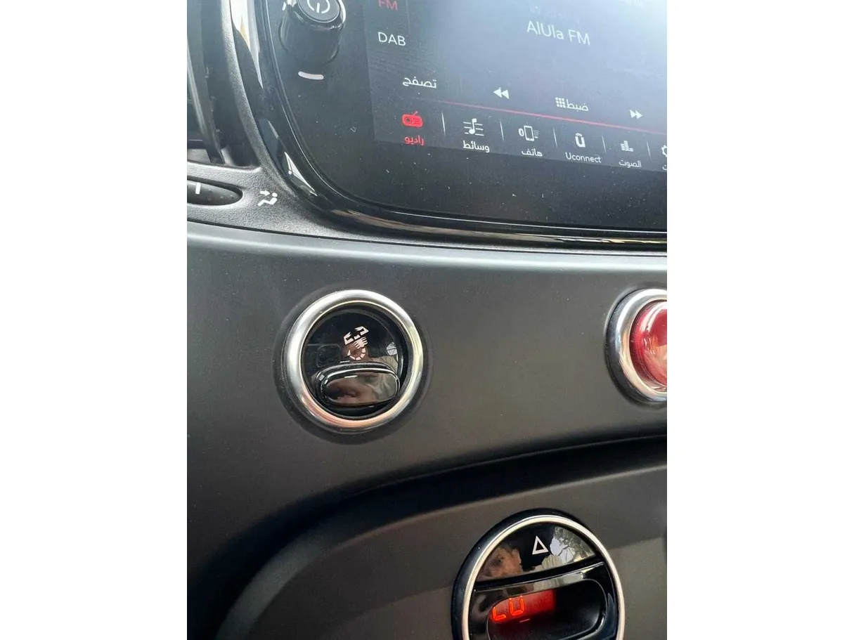 Car image 21