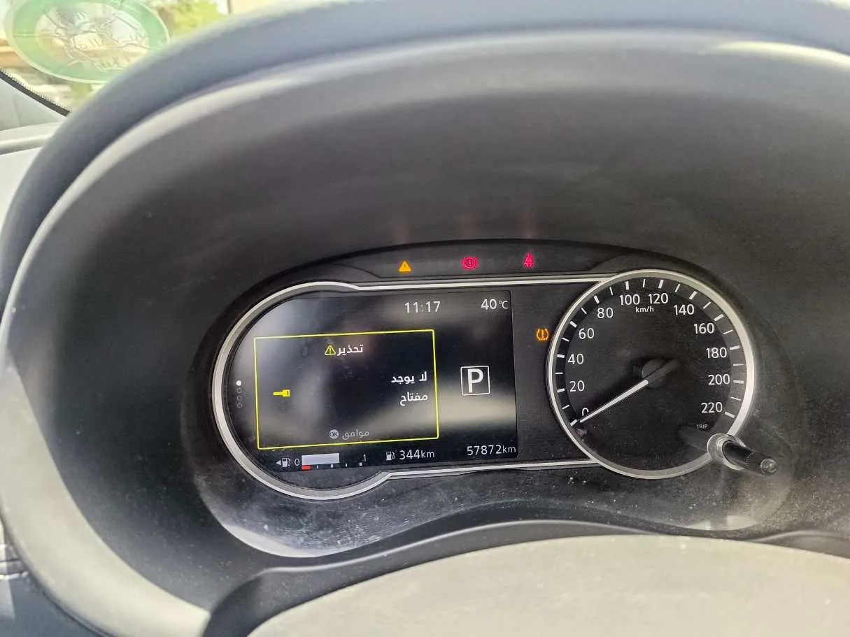 Car image 25