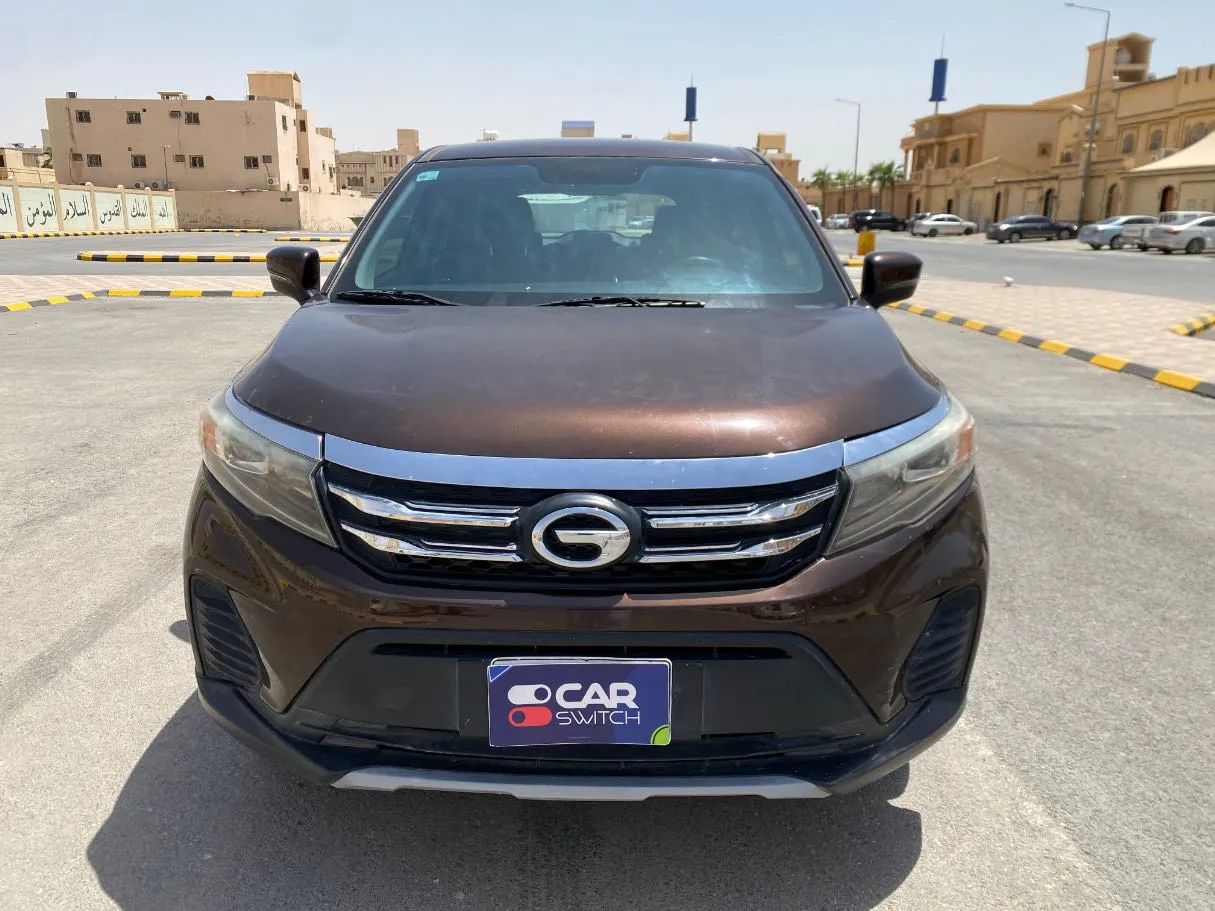 Car image 2