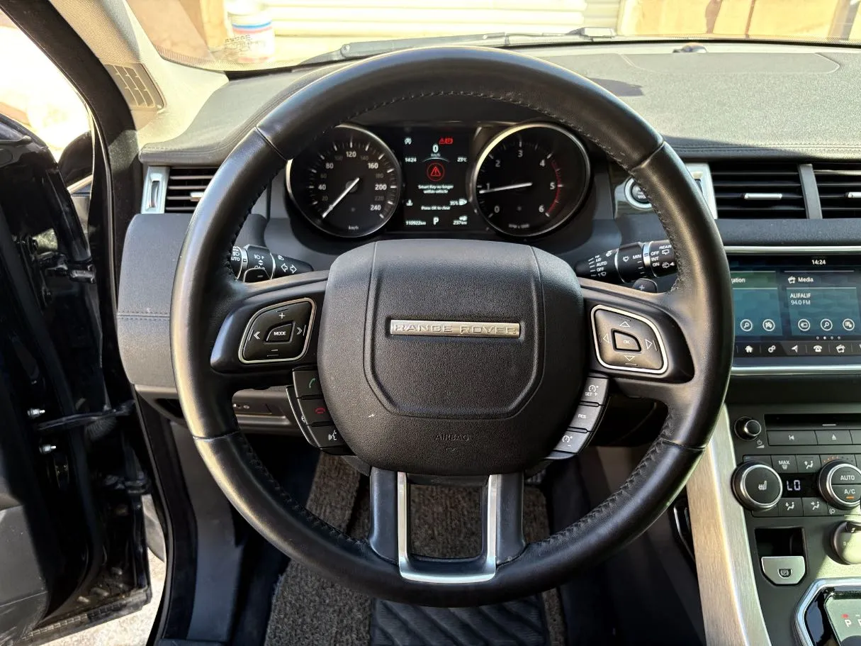 Car image 22