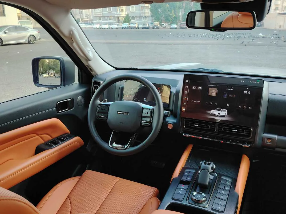 Car image 27