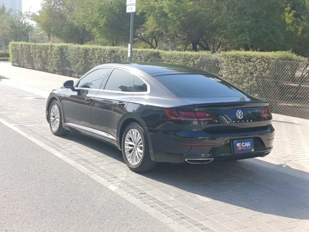 Car image 7