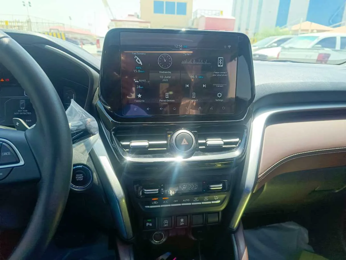 Car image 22