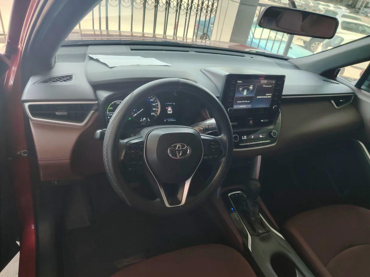 Car image 13