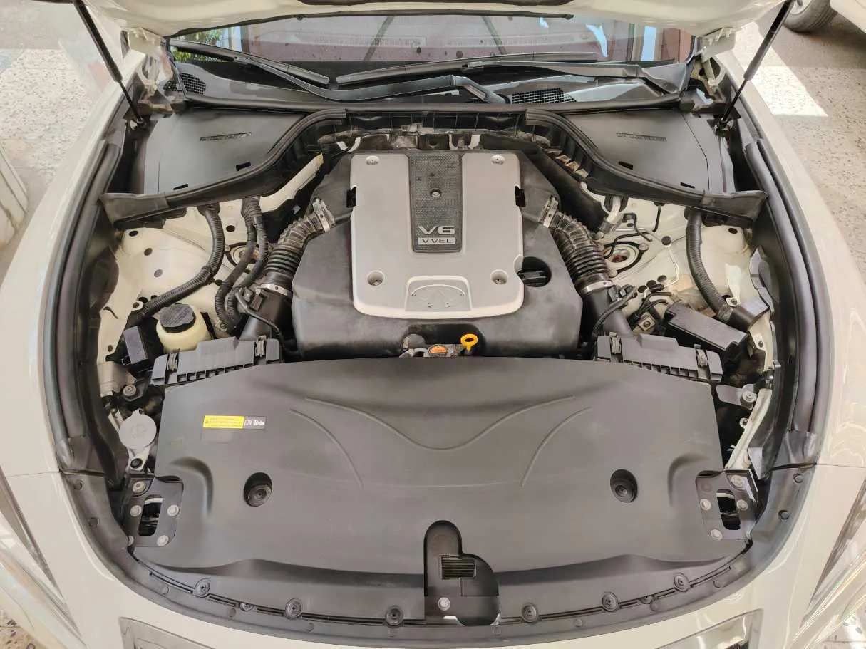 Car image 36