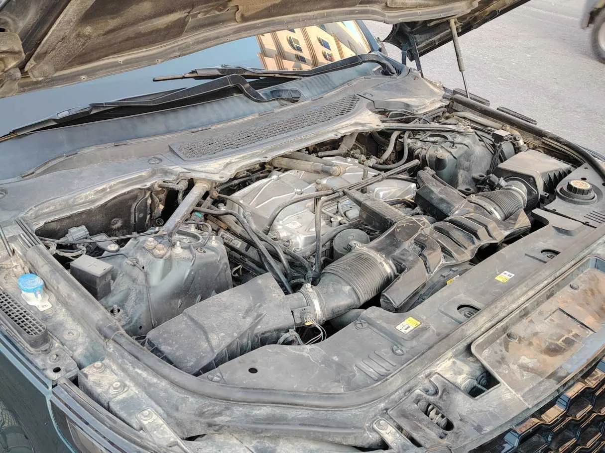 Car image 37