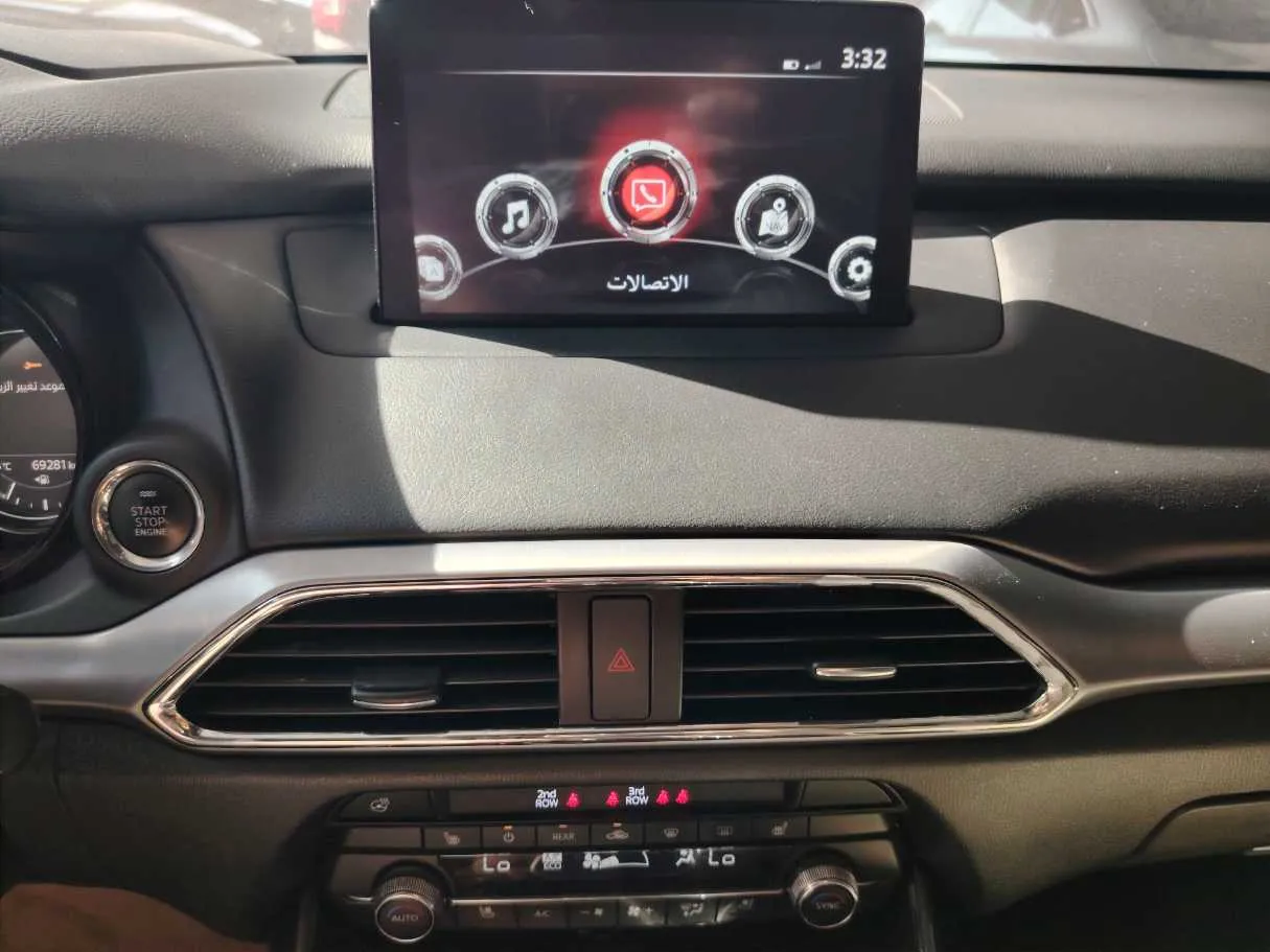Car image 27