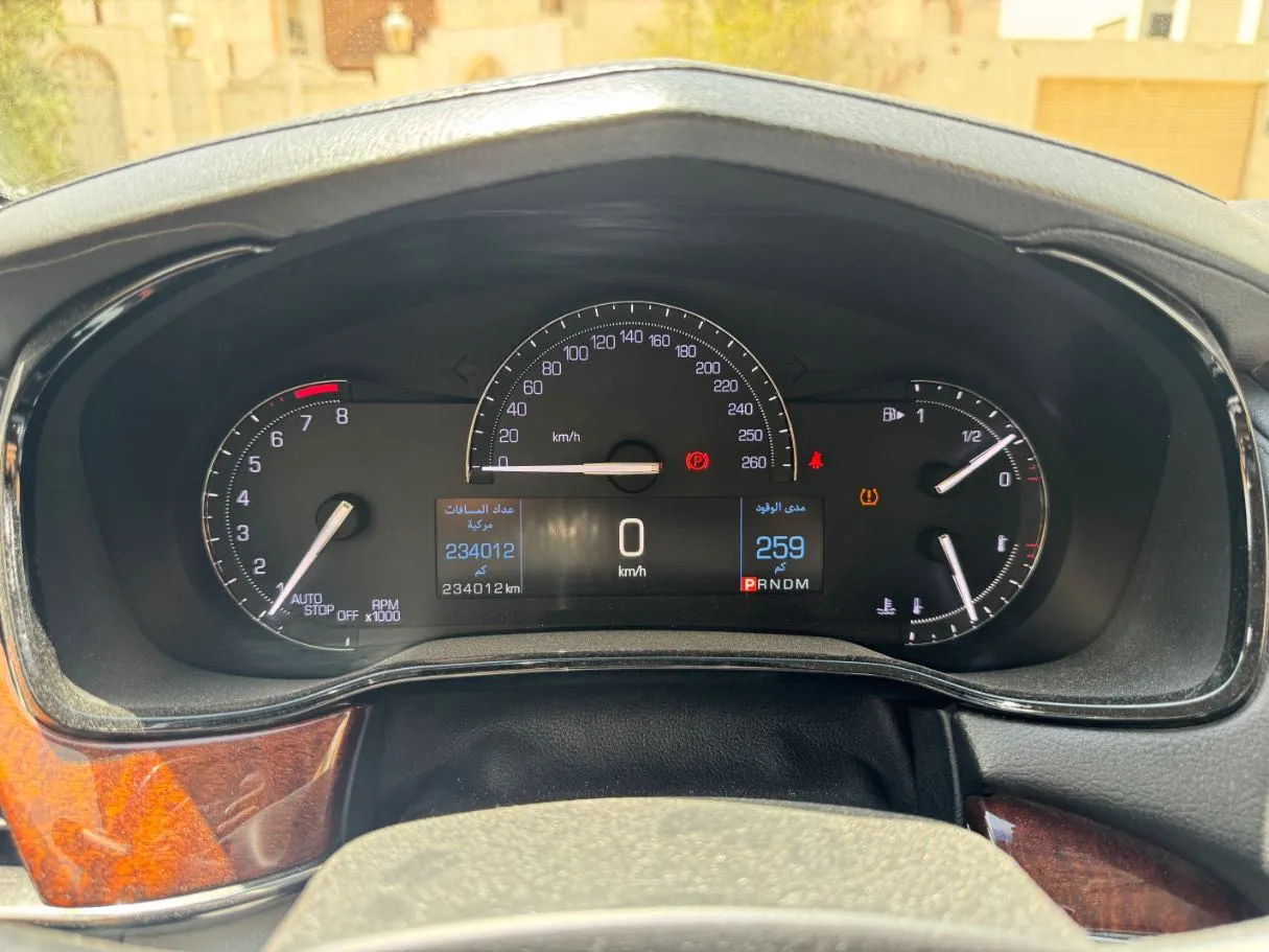 Car image 17